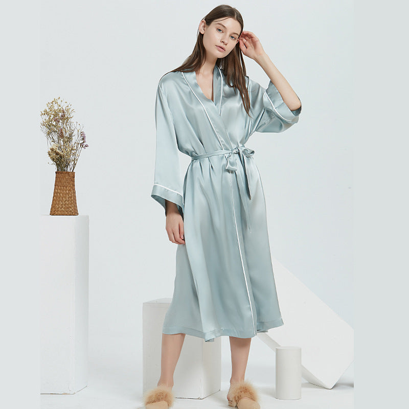 Camicia da notte in pura seta da donna in colre verde elegante e semplice Bella Seta