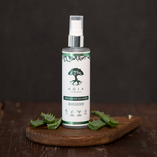 Spray idratante naturale con aloe vera per pelle sensibile